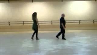 I GOT IT EASY - line dance (waltz) - music: The First To Let Go