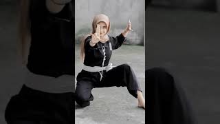 Download lagu Srikandi jedag jedug psht cantik #shorts mp3 Download lagu Srikandi jedag jedug psht cantik #shorts mp3