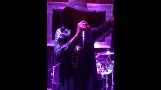 Tweet make your move