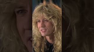 From seriousness to smile 😍🐍 #whitesnake #davidcoverdale