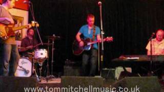 The Tom Mitchell Band - Willin' (LIVE) - Magnesia Bank, North Shields