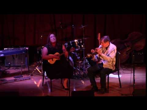 Zara Bode & Peter Ecklund play Tom Waits 'Green Grass'