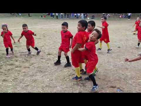 Juegos intramuros del CEC Santa Gema de Santiago de María, Usulután Norte