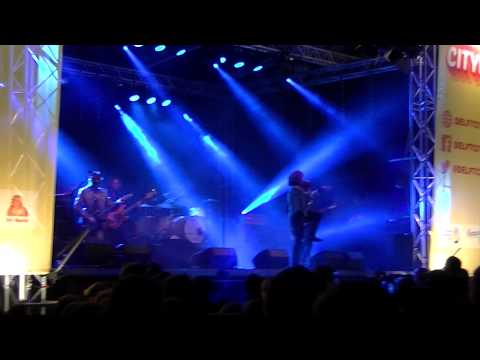 Di-rect - Invincible (Live @ Delft Citypop, Delft)