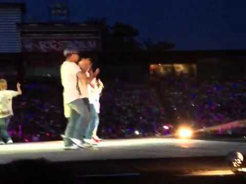 [Fancam]121125 SMT in BKK California Girls - Jessica&Krystal