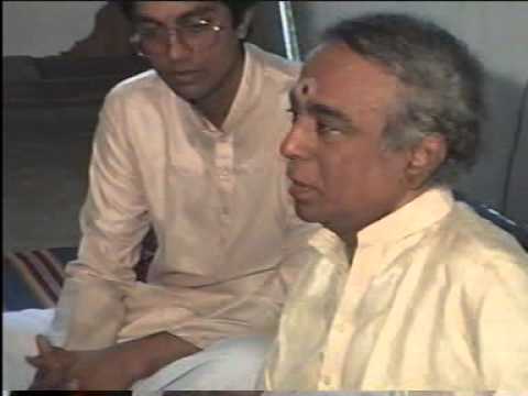 Violin Maestro Lalgudi Jayaraman teaches at Brhaddhvani