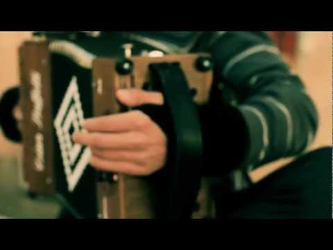 download lagu mp3 mp4 Le Carillon, download mp3 Le Carillon free downloadn, video klip Le Carillon