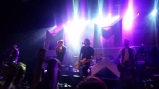 Mallory Knox // When are we waking up?