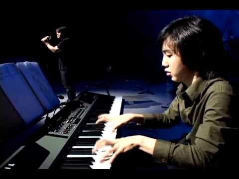 Stryper - First Love Cover (Farewell Concert 2009) video thumbnail
