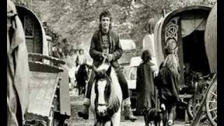 Travellers Situation: Go Move Shift!