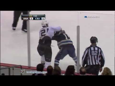 Sheldon Brookbank vs Derek Dorsett Round 1 Oct 30, 2011