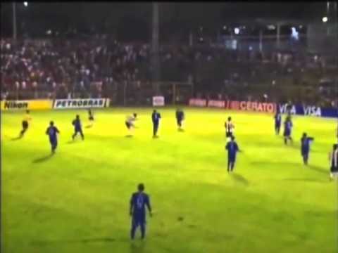 Penarol-AM 0 x 5 Atlético-MG - Copa do Brasil 2012 - Narração: Mário Henrique (Caixa)