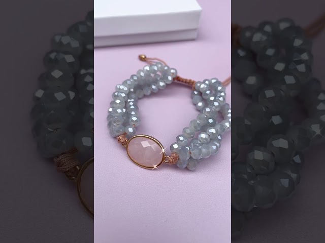 Vídeo relacionado con FROVOL Pulsera de cristal natural para concienciación sobre el cáncer de mama con tarjeta de mensaje, regalo de joyería de cuarzo rosa, 18cm, Cristal Policarbonato