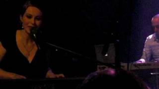 Sunken Soldiers Ball ~ Anneke van Giersbergen acoustic @ Oosterpoort