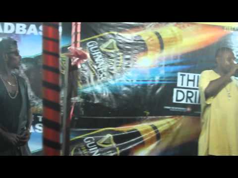 2hood2break Presents - Mos Hood  Live In Nigeria With Spiritman ,YardMan Live Freestyle In Lekki