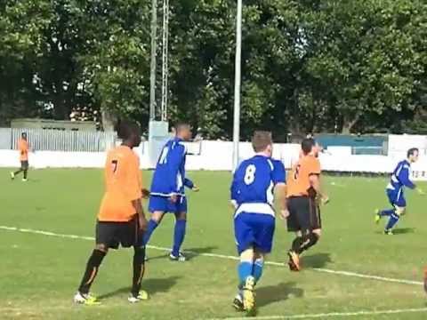 Barking 1-0 London Tigers.  FA Vase Second Qualifying Round.  Sat15Sep2012