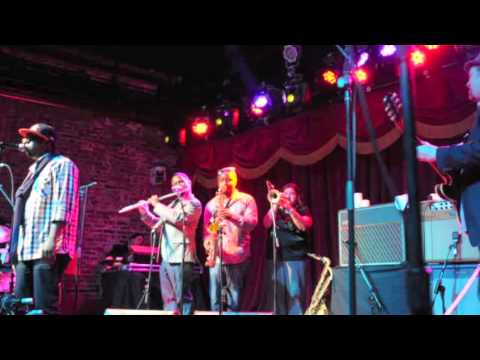 Soulive feat Nigel Hall, Karl Denson, Jennifer Hartswick & James Casey  Everybody Wants to Rule The world   The Light BK Bowl  Fri 3 2 12 Set 1