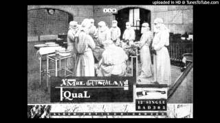 Xmal Deutschland - Qual (33RPM +8% 12&quot; version)