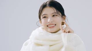 出口夏希、まるで冬の妖精！？監督も「はい、かわいい！」　和やかな撮影現場　明治「Meltykiss」新CM＋メーキング