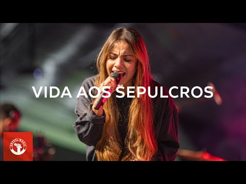 Gabriela Rocha - Vida Aos Sepulcros (Graves Into Gardens) | Ao Vivo Na Conferência Atitude 21