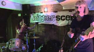 Bitterscene - The Lovely Eggs - People Are Twats.mov