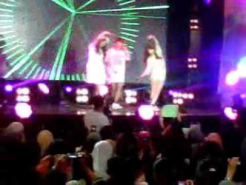 130622 GLAM - Party XXO at Kpop Cover Dance Festival LOTTE Shopping Avenue Indonesia