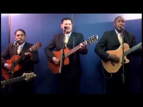 TRIO LOS GARLES MOSAICO VALSES