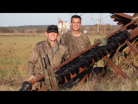 (CROW HUNTING)….My first ever Crow hunt!! Awesome footage!!