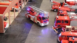 preview picture of video 'RC MAN Feuerwehr Drehleiter - Emsland Modellbau Lingen'