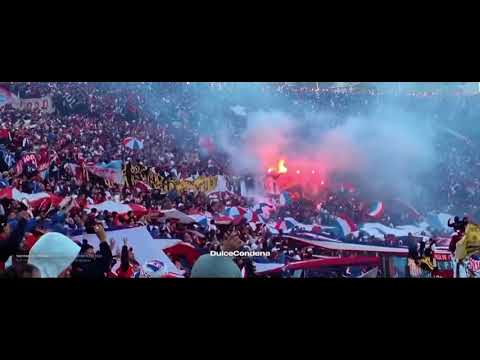 "SOS CAGON PEÑAROL" Barra: La Banda del Parque &bull; Club: Nacional &bull; País: Uruguay
