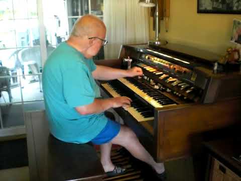 Mike Reed plays "Our Day will Come" on the Hammond Organ