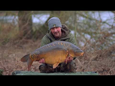 Carp Fishing At Manor Farm Linear Fisheries with Ian Russell | Carp Fishing In Oxfordshire | Catch