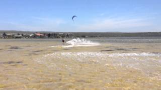 preview picture of video 'Kitesurfing Jeffreys Bay Kobeljous'
