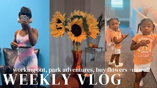 Weekly Vlog | Giveaway Shopping | Buying Sunflowers | Park Adventures + More | Nicolee Sutton