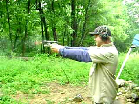 duel weilding a .45 and a .357 mag