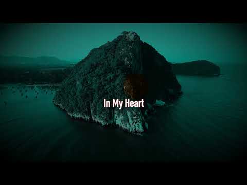 FESTIZIE- STANDING (LYRICS VIDEO)