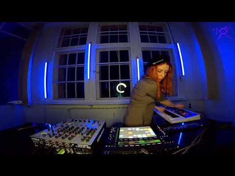 PATTERN: Selection 81 - Liza Aikin (live) - 8 PM