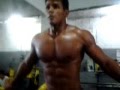 Bodybuilder Frank Nascimento em sua preparação para a 