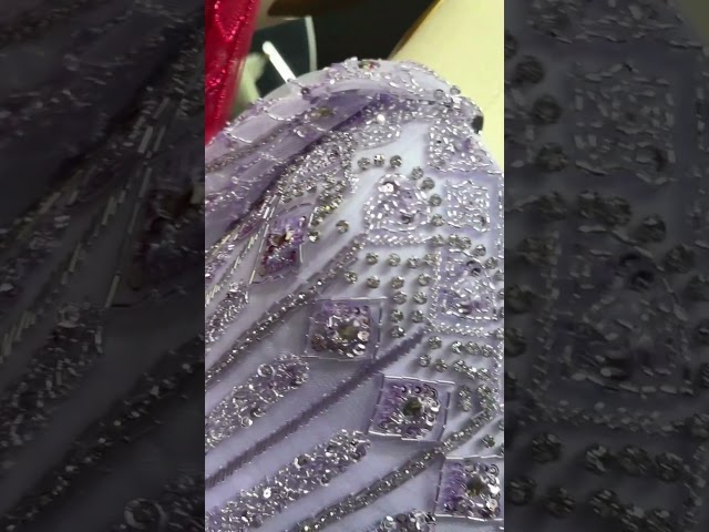 فستان سهرة جميل مع كاب طويل للمناسبات الراقية