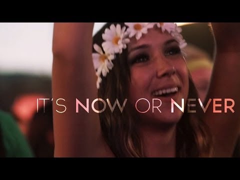 Tritonal feat. Phoebe Ryan - Now Or Never (Official Lyric Video)