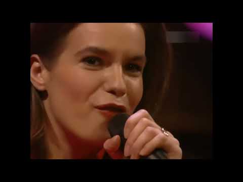 LOOP feat. Katarina Witt – Skate With Me (short version, 1995) / digital remastering by FFFclub