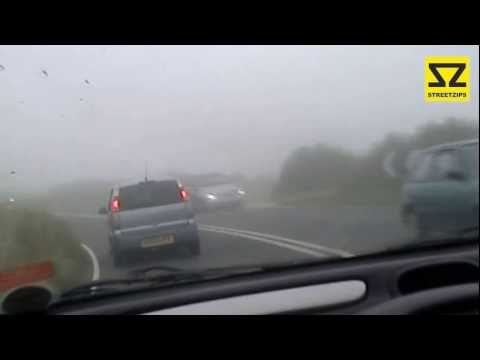 Crazy Car Driver Dash Cam -  Reverses in the Mist Fog! Idiot