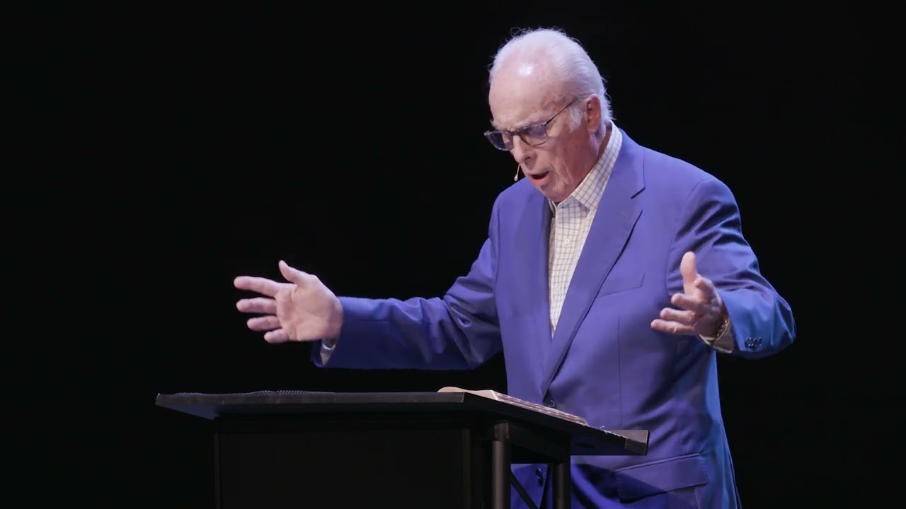 Living in a Perverse World (John MacArthur) (Philippians 2:12-16)
