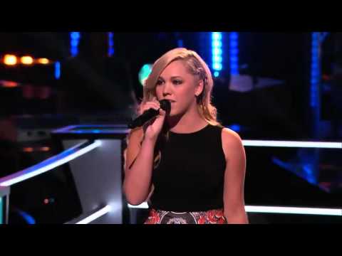 17-Year Old Emily Ann Roberts Sings Patty Loveless' I'm That Kind Of Girl - The Voice