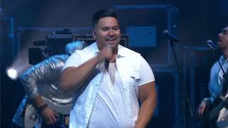 Sons Of Zion &#39;Drift Away&#39; live at VNZMA 18