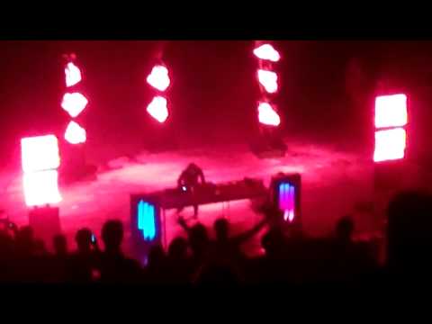 Skrillex Dropping Diminishing Returns (Alvin Risk Remix) @ Atlantic City House of Blues