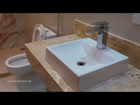 Linda casa para venda em São Lourenço - MG.