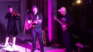 Olivia and Marty Willson-Piper - Under The Milky Way Tonight