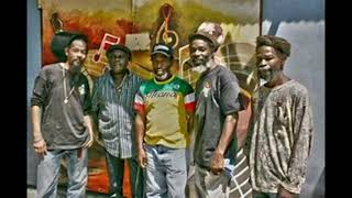 The Mighty Diamonds - Jah Jah Bless The Dreadlocks