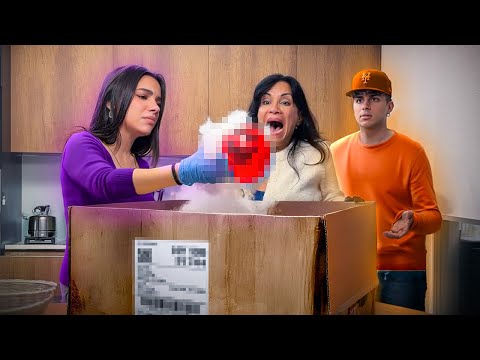 JOKE: I'm buying a MYSTERY BOX from the DARK WEB